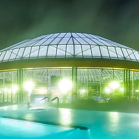 Thermalhotel 3* آولندورف